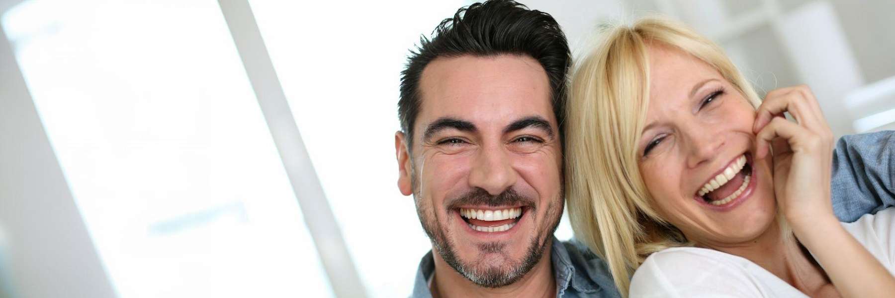 tuscaloosa man and woman smiling