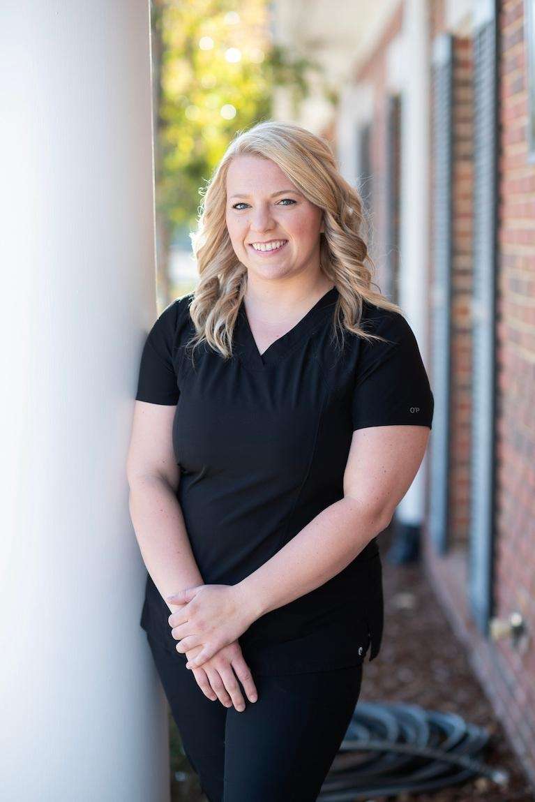 Dental Hygienist/Assistant Marlena